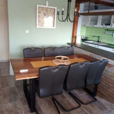 Apartment Ive Lucica