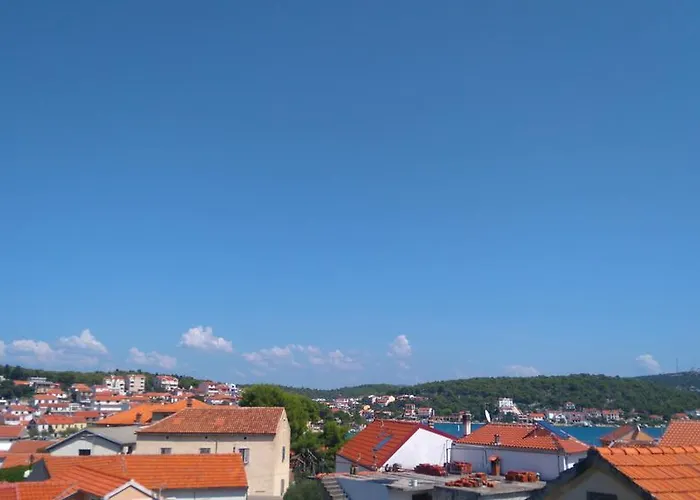 Ive Lucica Apartman *